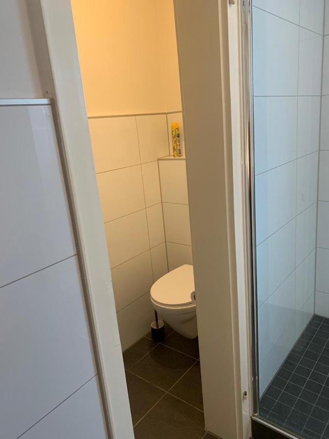レバークーゼンGemuetlich Wohnen Zwischen Koeln Und Duesseldorfアパートメント エクステリア 写真